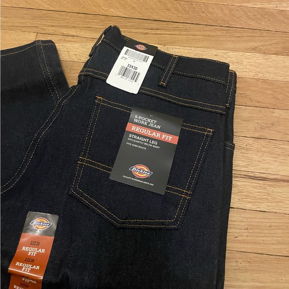NWT Dickies, Regular Fit Jeans, 9393NB in Indigo Blue, 33x30 - Picture 2 of 4